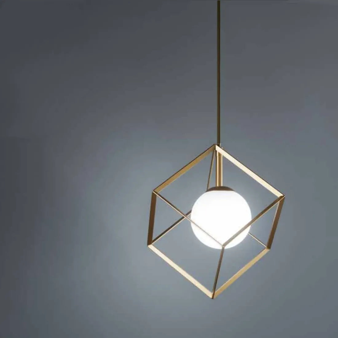SOSPESO | ORO | CUBO
